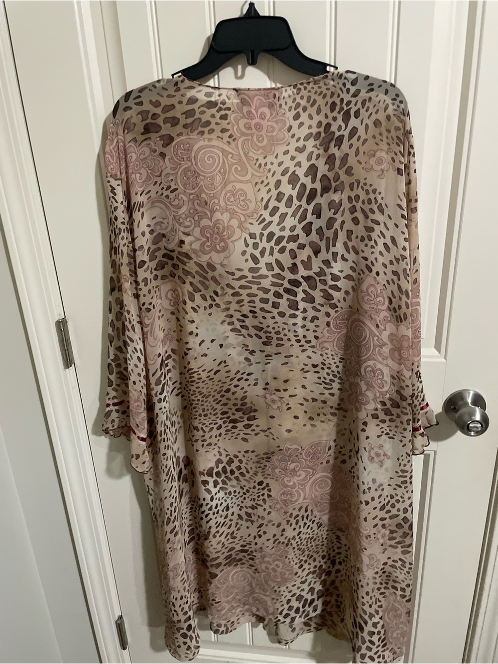 Sheer Printed Robe - - Picture 6 of 6